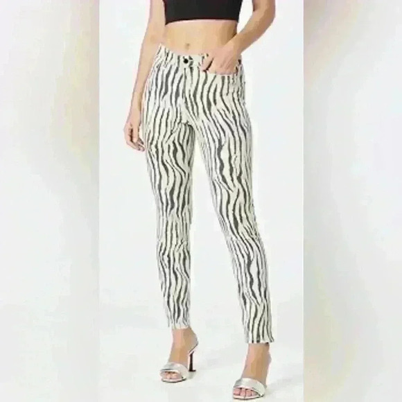 Lane Bryant midrise super stretchy ankle zebra pants - Picture 1 of 7
